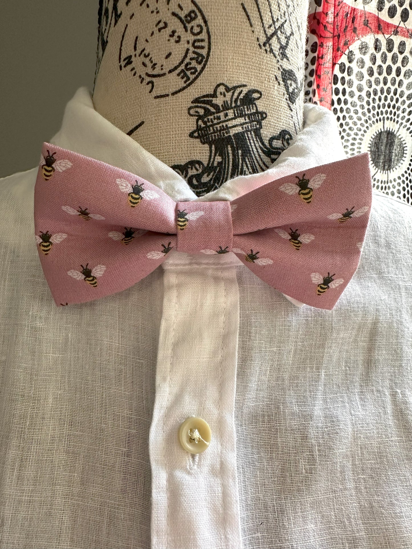 Bee Chic Bow Tie, Mauve, Pre-Tied