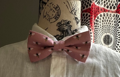 Bee Chic Bow Tie, Mauve, Pre-Tied