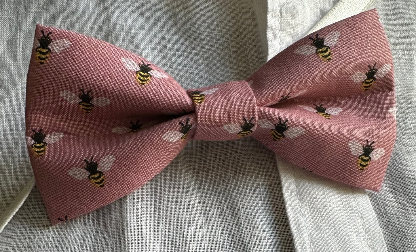 Bee Chic Bow Tie, Mauve, Pre-Tied