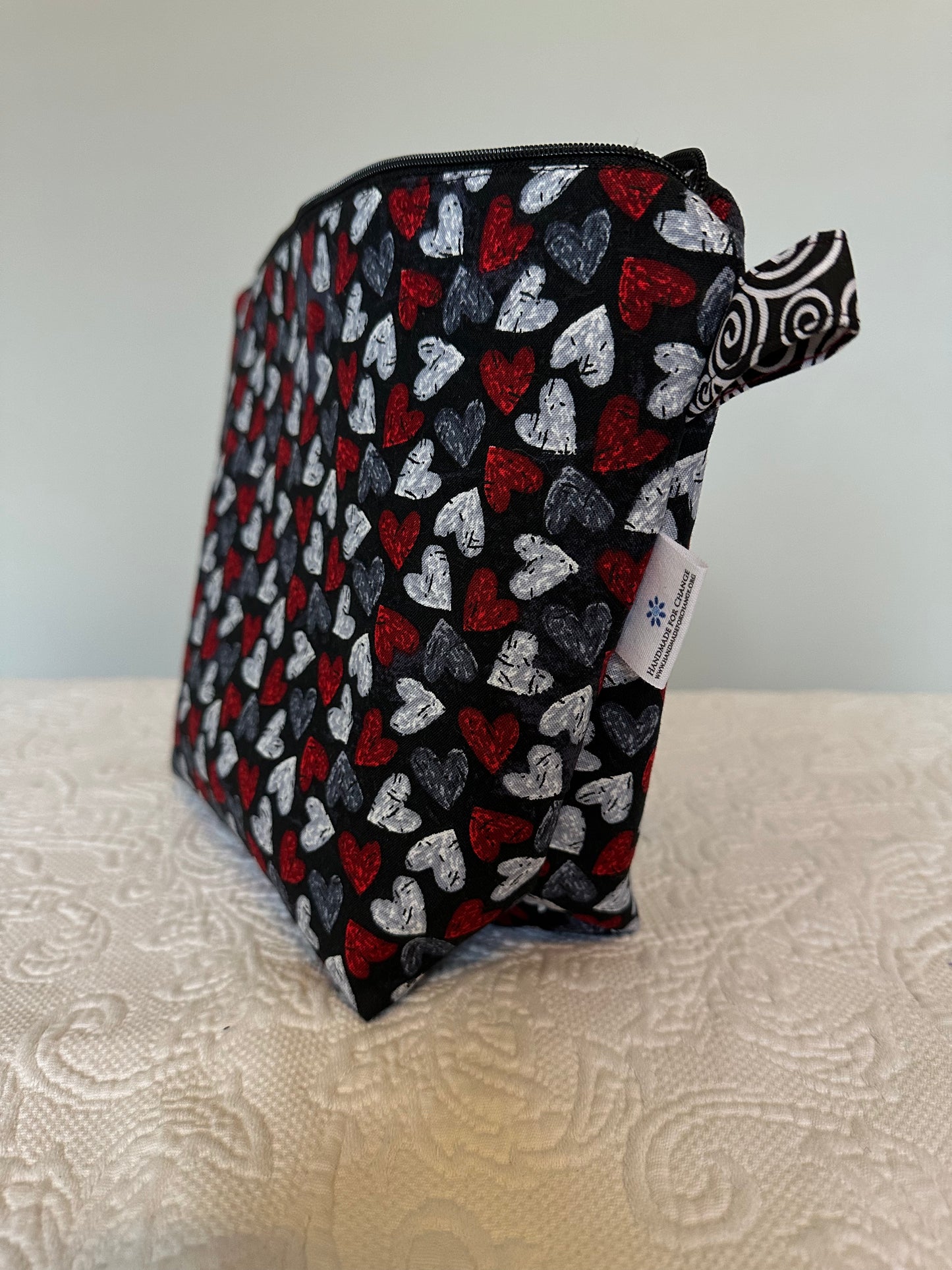 Charming Hearts Cosmetic/Toiletry/Lingerie/Project Bag